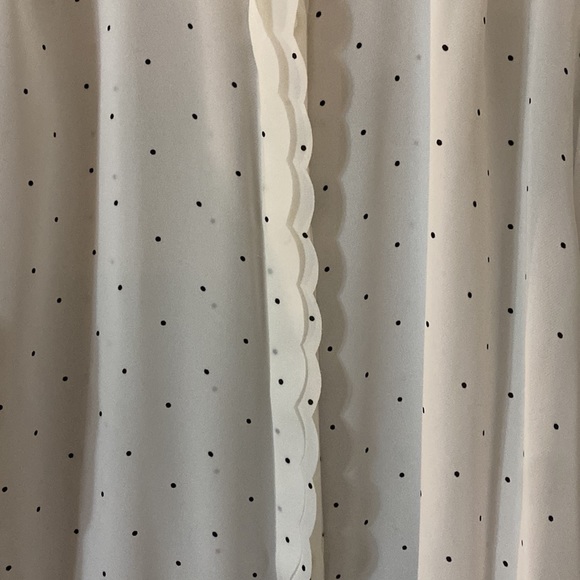 Elle Scallop Trim Blouse - XL - Picture 2 of 4